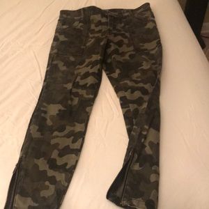 Camo jeans